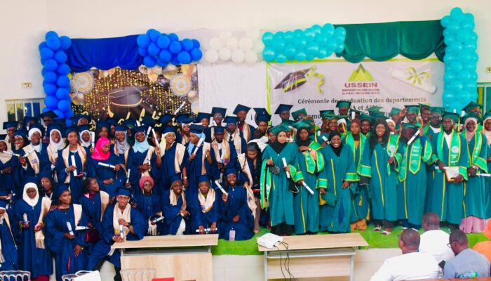 Kaolack, 18 avril 2026 – L’UFR SAEPAN a organisé, ce samedi, une cérémonie de graduation en l’honneur des étudiants des départements Nutrition et Alimentation ainsi qu’Agronomie et Production végétale.